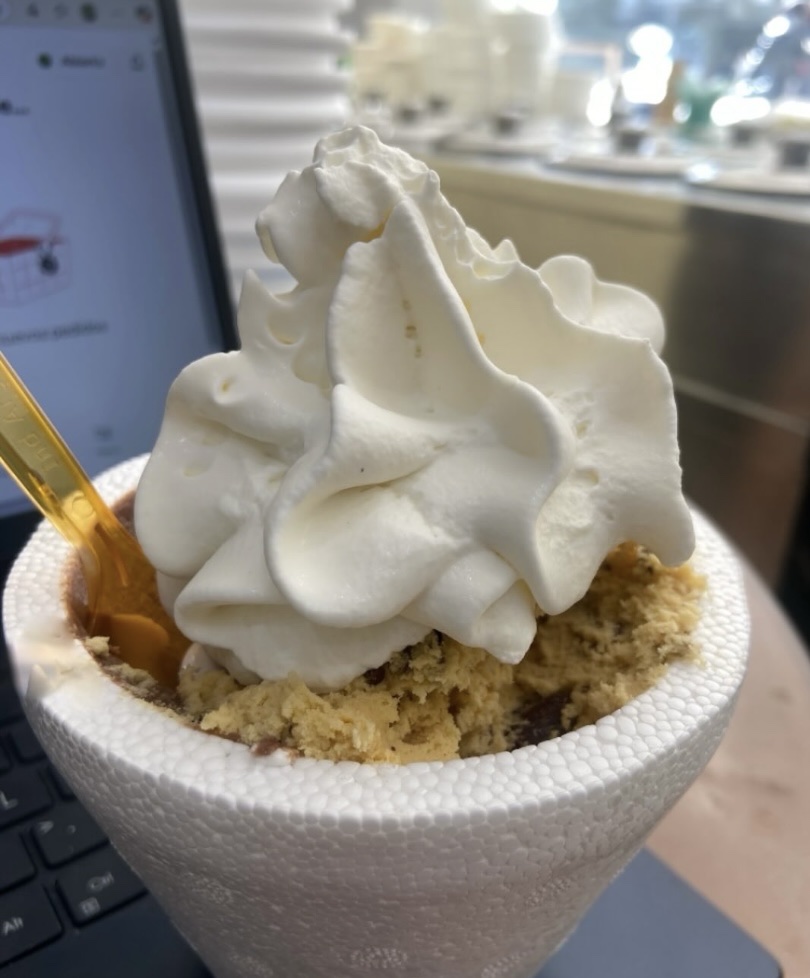 Helado de dulce de leche con chocolate